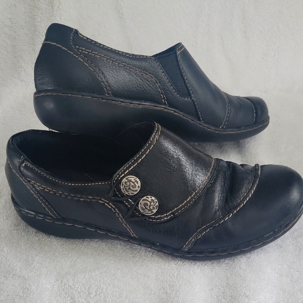 Clarks Bendables Black Slip On Shoe Sz 6.5 Great Condition